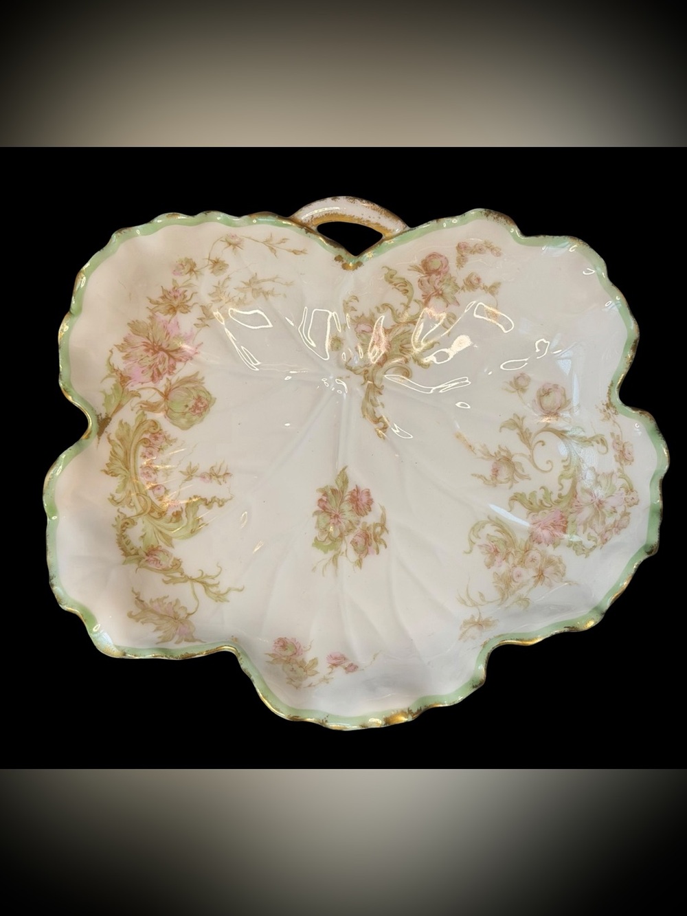 Antique Haviland & Co. Limoges Porcelain Leaf-Shaped Bon-Bon Dish